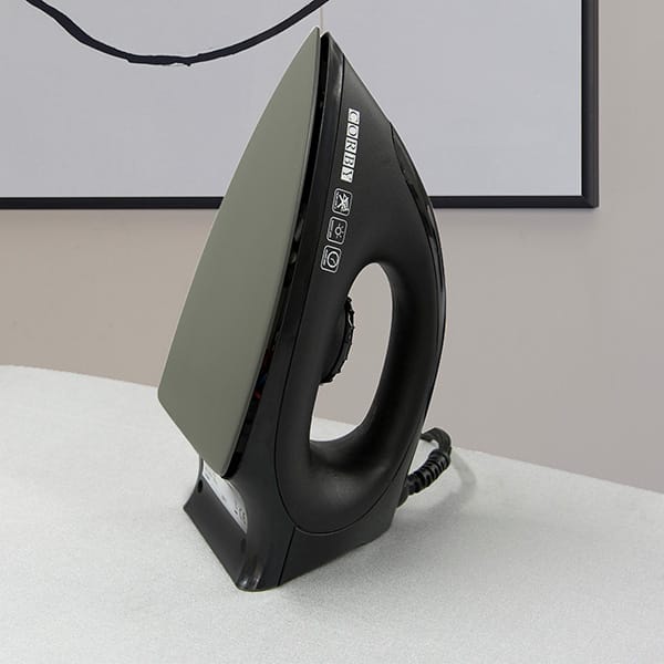 1200W Dry Iron | Safe, Silent & Non-Stick Soleplate - Image 2