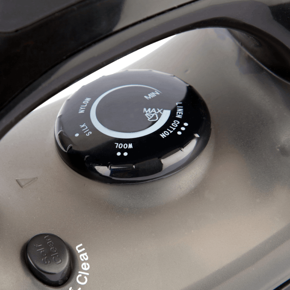 dial of the view of the Btray hotel 1600w steam iron in black by hotel lock and safe